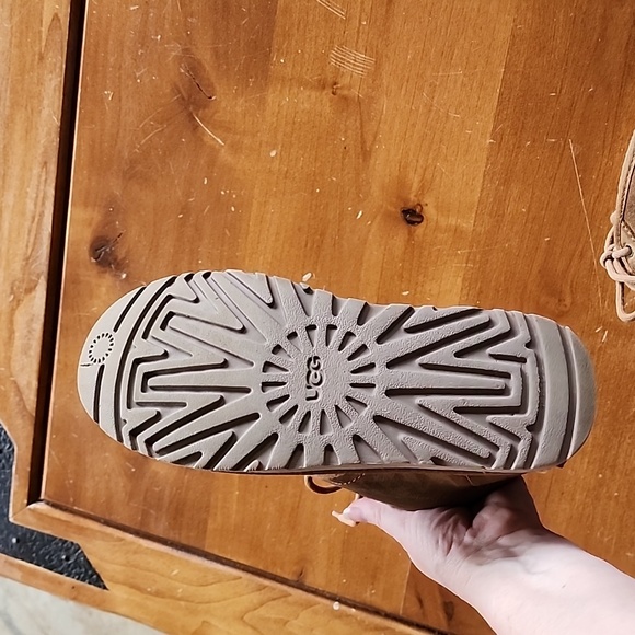 Lace up Uggs ankle boots chestnut sz 9 EU 40 - Picture 9 of 13